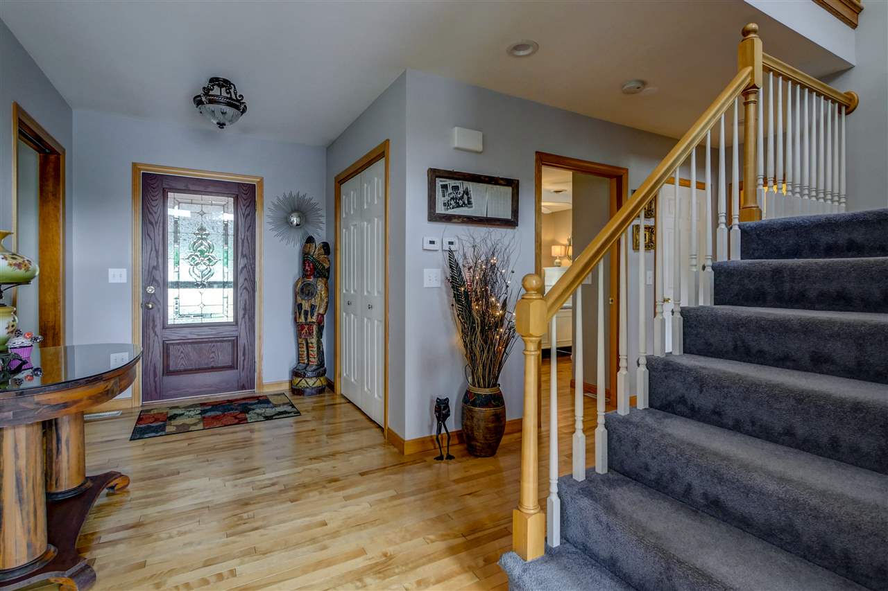 91 West Riverbank Road Manchester, NH 03102 - Photo 5 of 40