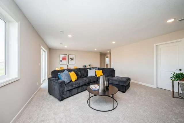 $494,900 | 8660 Edmonson Way Northeast, Monticello, MN 55362