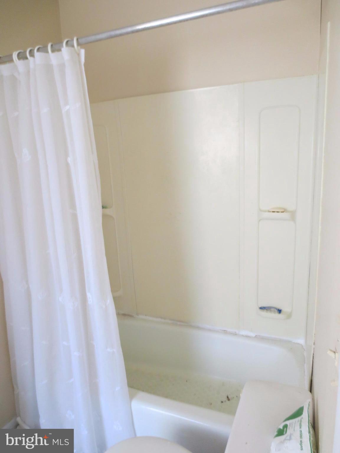 4000 Steele Neck Road Vienna, MD 21869 - Photo 14 of 28 Bath