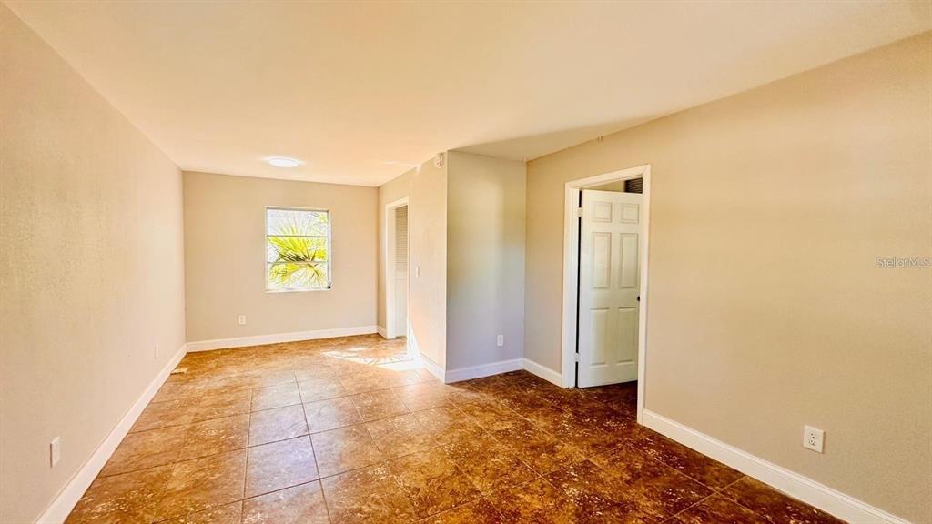 390 West Haines Boulevard, Unit 2 Lake Alfred, FL 33850 - Photo 4 of 7