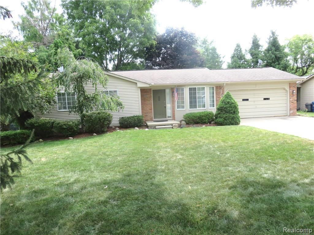 521 Utah Road Rochester Hills, MI 48307 - Photo 1 of 34