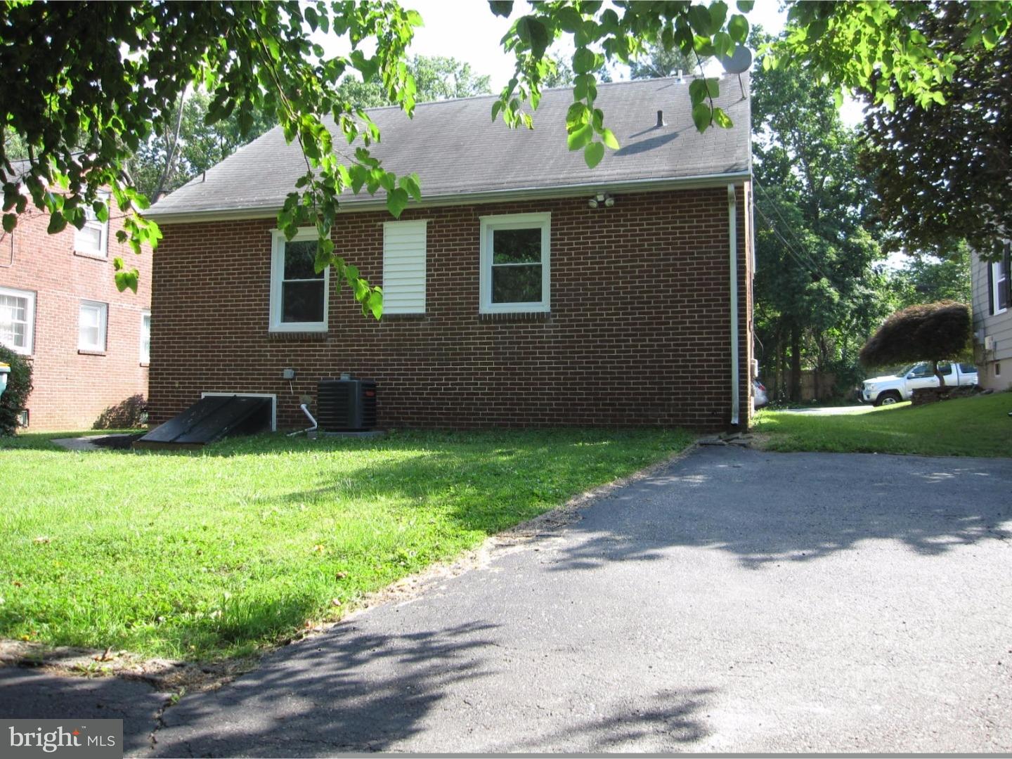 1007 Rodman Road Wilmington, DE 19809 - Photo 22 of 25 Exterior Back