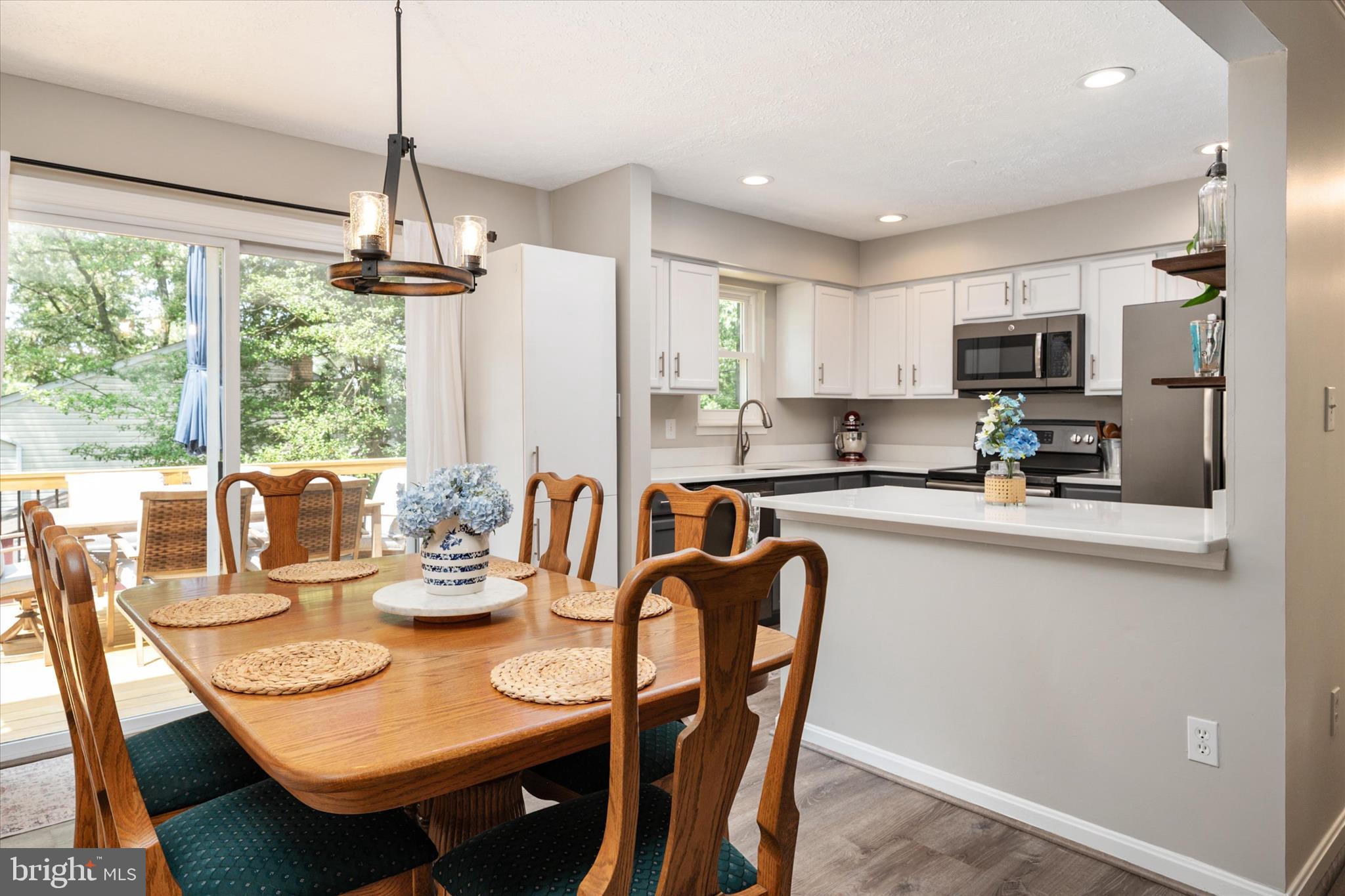 637 Hollywood Road Severna Park, MD 21146 - Photo 11 of 63