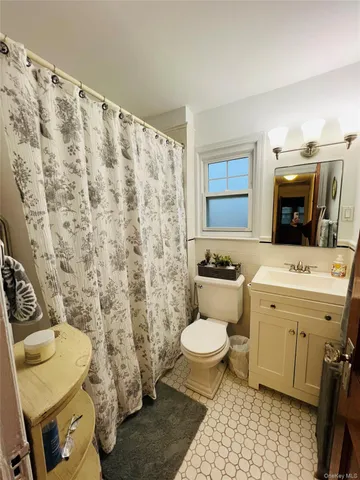 $869,000 | 512 Logan Avenue | Throgs Neck