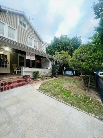 $869,000 | 512 Logan Avenue | Throgs Neck
