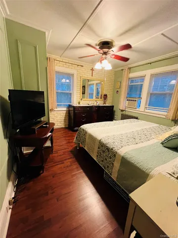 $869,000 | 512 Logan Avenue | Throgs Neck