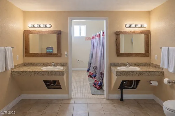 $2,500,000 | 5770 South Peterson Road, Amargosa Valley, NV 89020