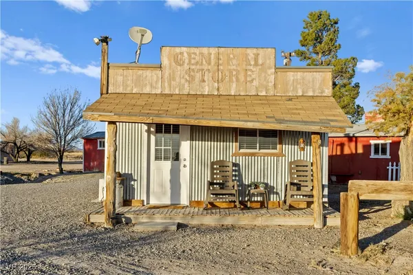 $2,500,000 | 5770 South Peterson Road, Amargosa Valley, NV 89020