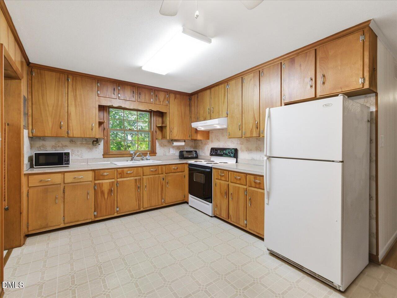 31 Melvin Clark Road Siler City, NC 27344 - Photo 14 of 62