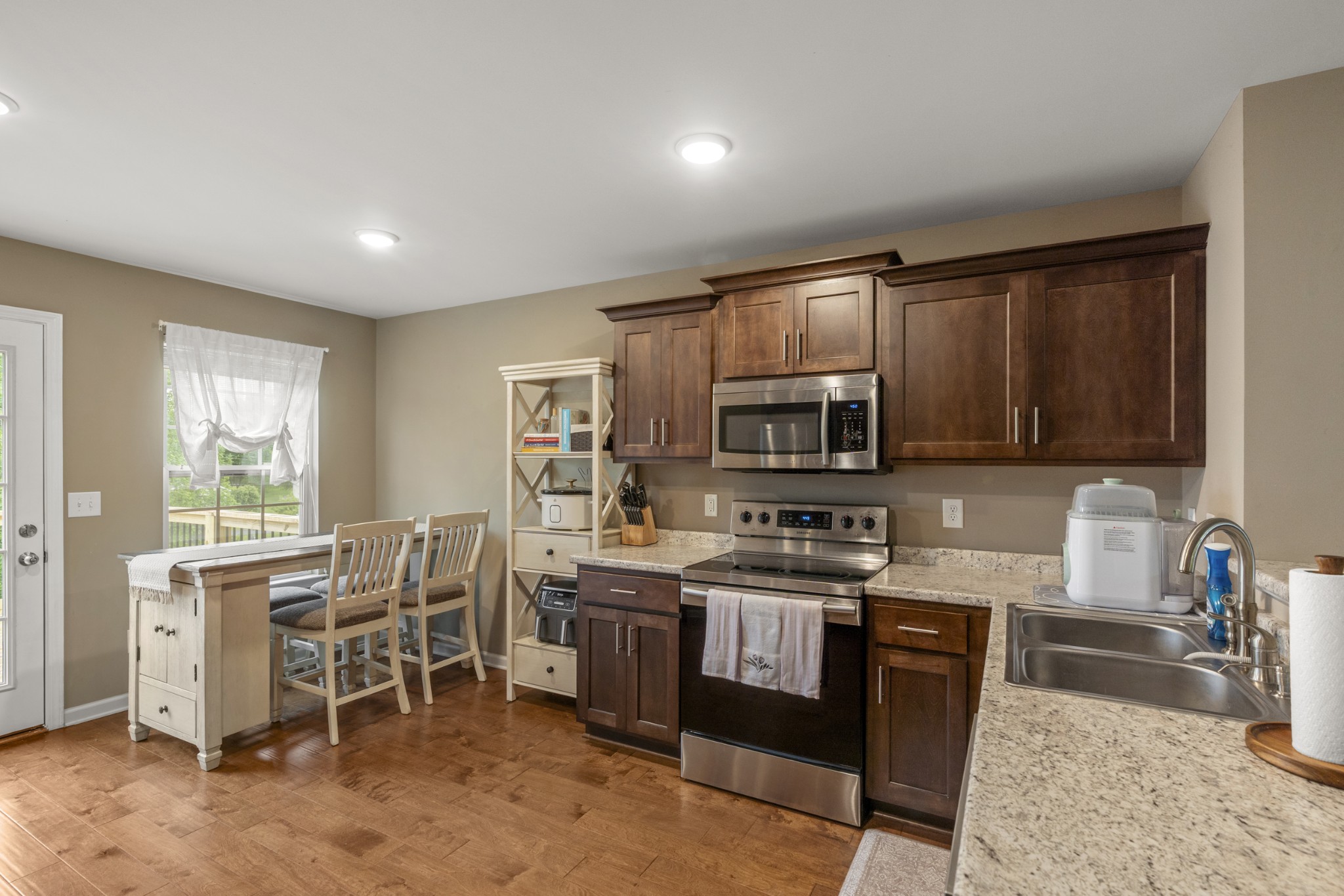 631 Berry Circle Springfield, TN 37172 - Photo 11 of 42