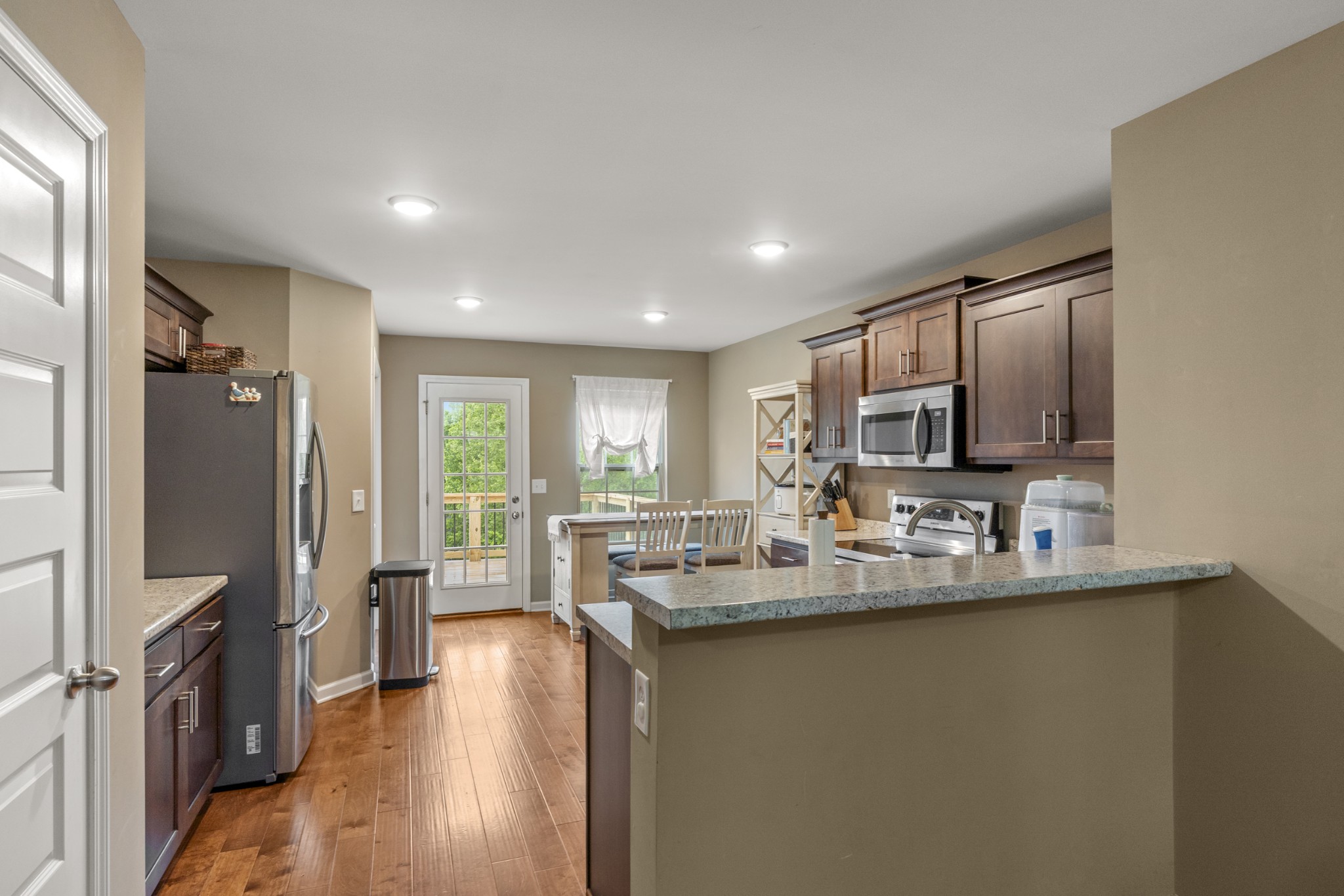 631 Berry Circle Springfield, TN 37172 - Photo 6 of 42