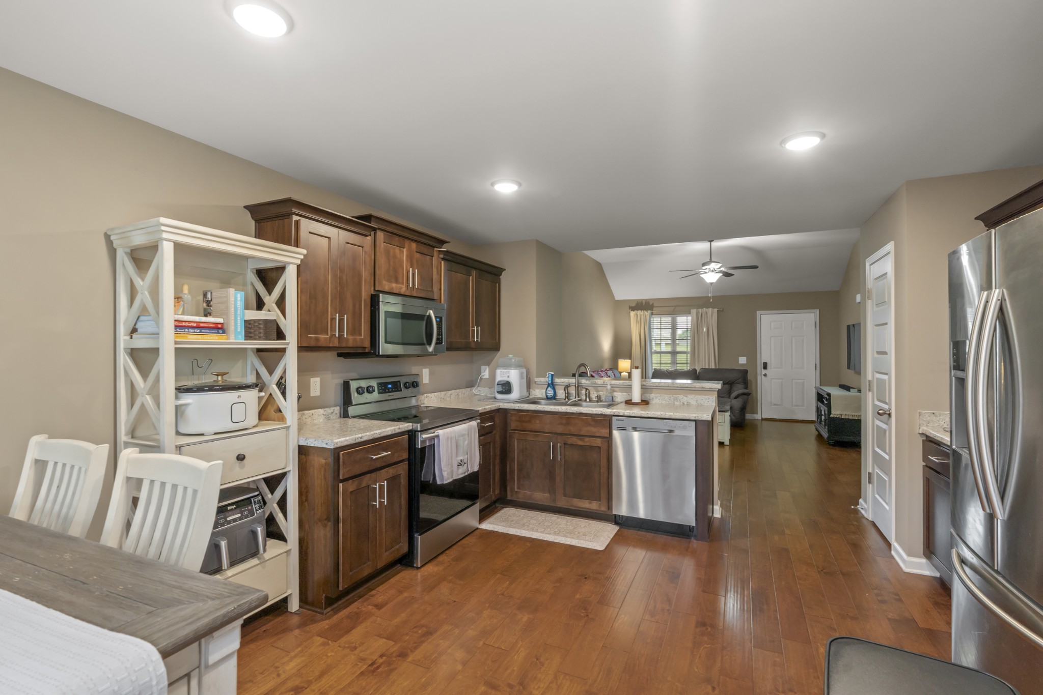 631 Berry Circle Springfield, TN 37172 - Photo 9 of 42