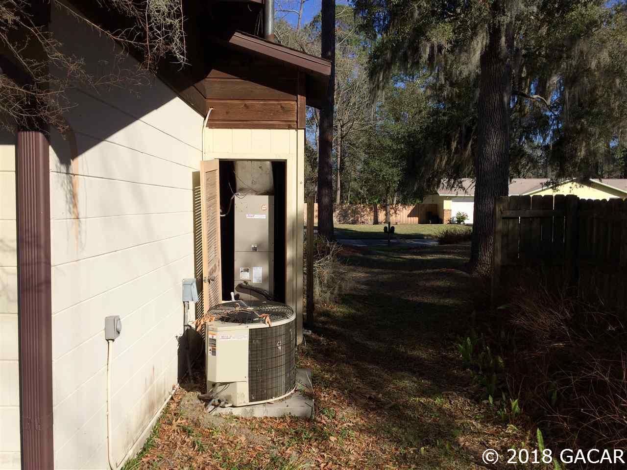 5326 Southwest 77 Terrace Gainesville, FL 32608 - Photo 7 of 30