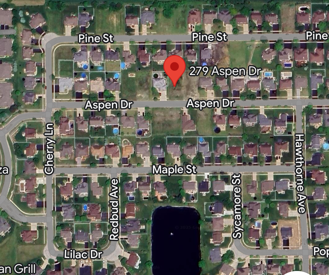 279 Aspen Drive Beecher, IL 60401 - Photo 2 of 2 a store filled with lots of fruit and vegetables