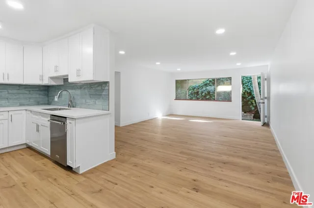 $6,250 | 614 6th Avenue, Unit 2, Venice, CA 90291