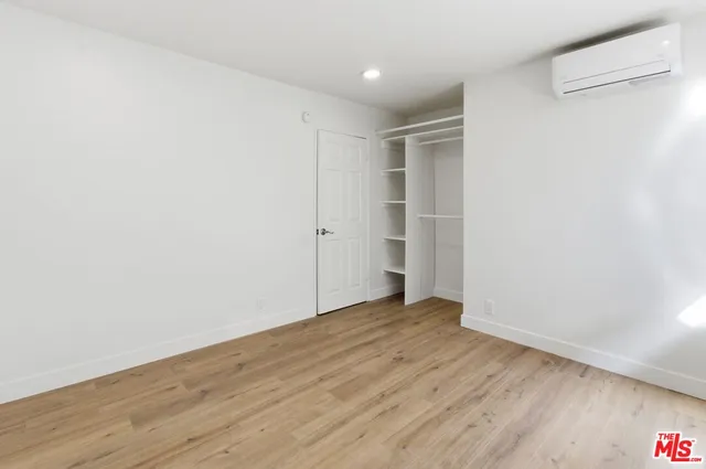 $5,495 | 614 6th Avenue, Unit 2, Venice, CA 90291