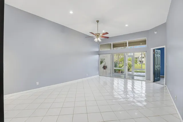 $499,000 | 5405 Monterey Circle, Unit G, Delray Beach, FL 33484