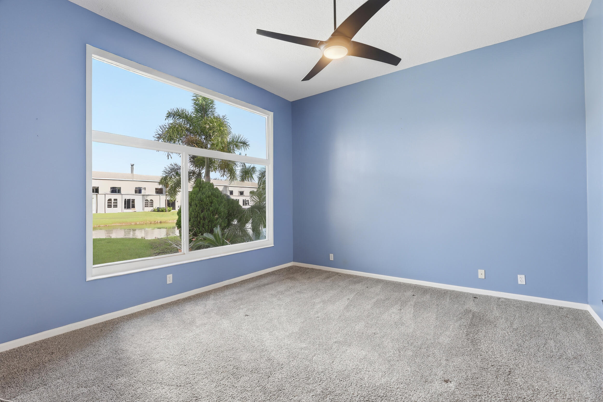 5405 Monterey Circle, Unit G Delray Beach, FL 33484 - Photo 37 of 72 Primary Bedroom