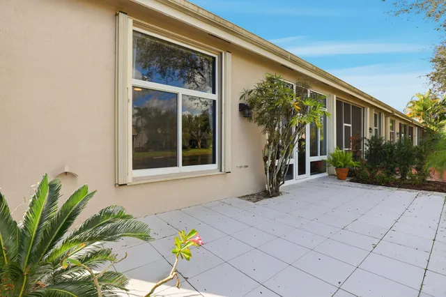 $499,000 | 5405 Monterey Circle, Unit G, Delray Beach, FL 33484