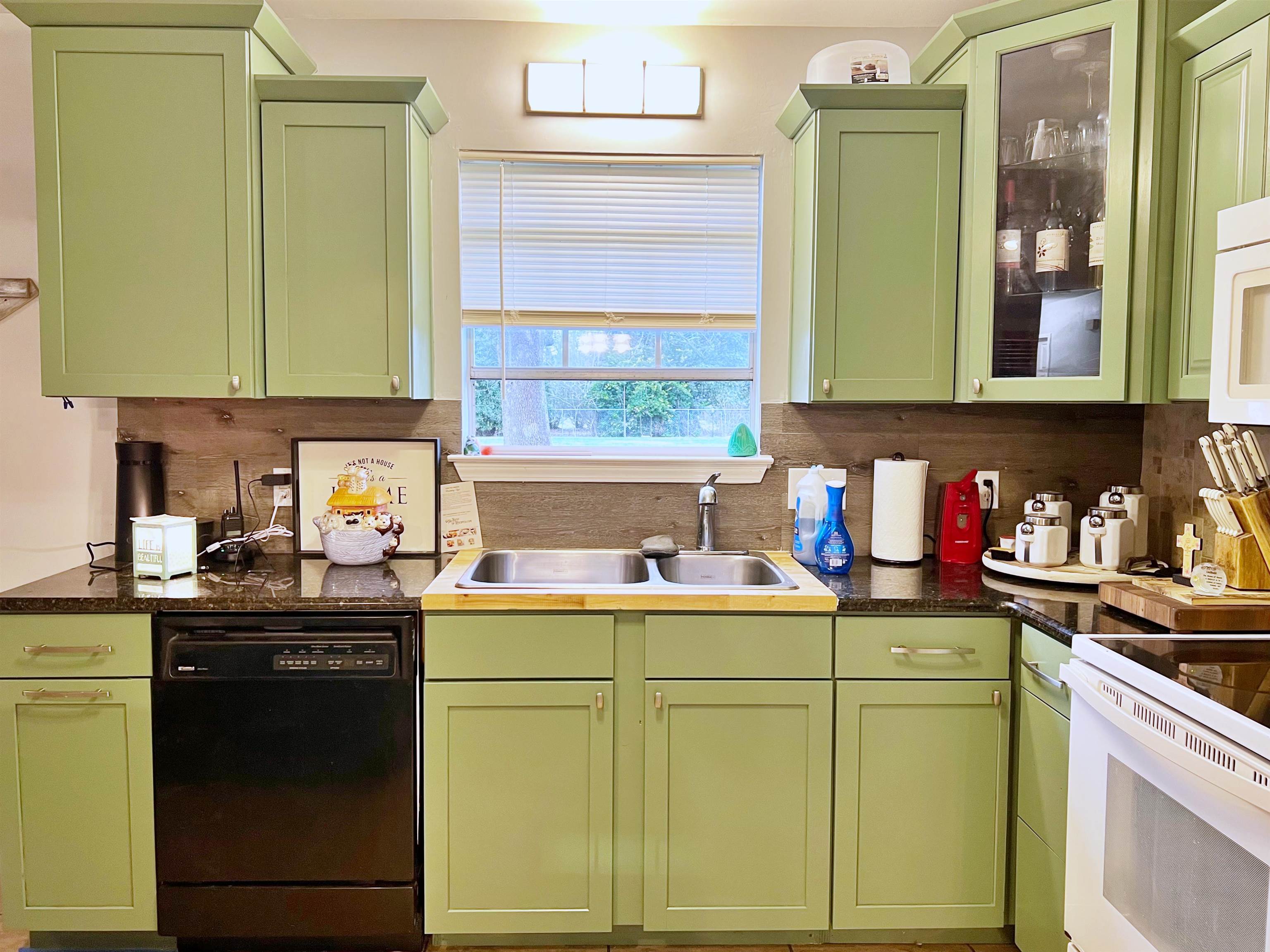25125 Olive Street Elberta, AL 36530 - Photo 12 of 32 Kitchen