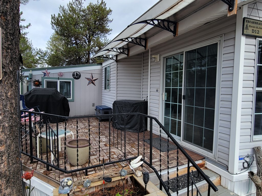 12 D Street Cascade, ID 83611 - Photo 4 of 23 Relax