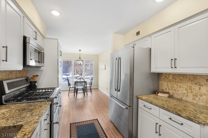 16 Riggs Court Bernards, NJ 07920 - Photo 12 of 29