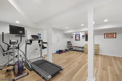 $749,000 | 16 Riggs Court, Bernards, NJ 07920