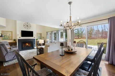 $749,000 | 16 Riggs Court, Bernards, NJ 07920