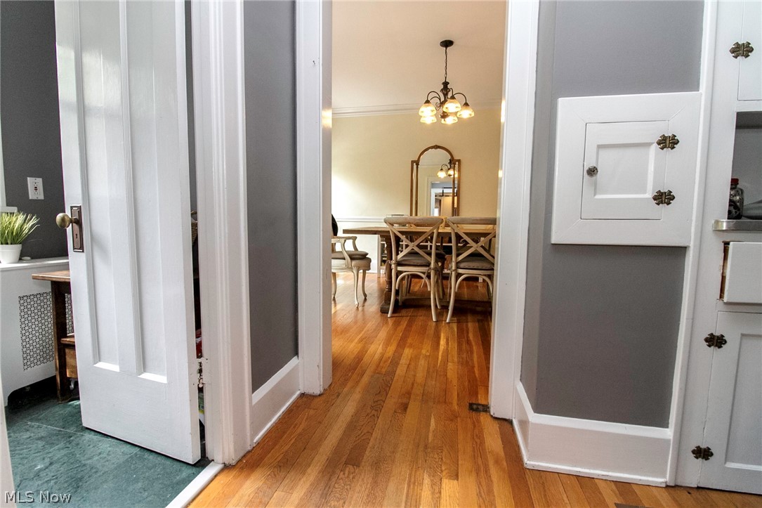 3046 Scarborough Road Cleveland, OH 44118 - Photo 15 of 27