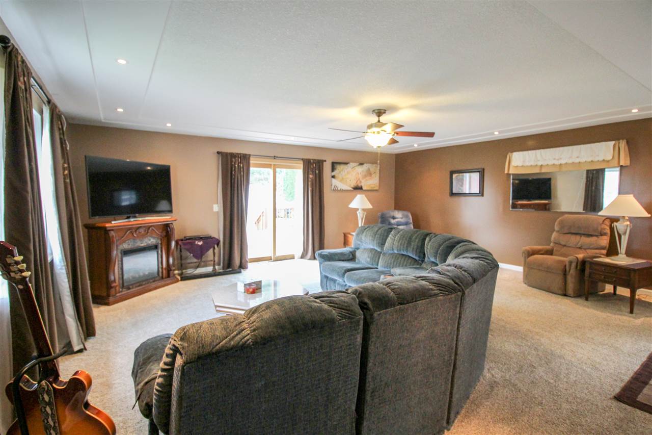 9468 North Webster Road Clio, MI 48420 - Photo 13 of 38 50028851-12.JPG