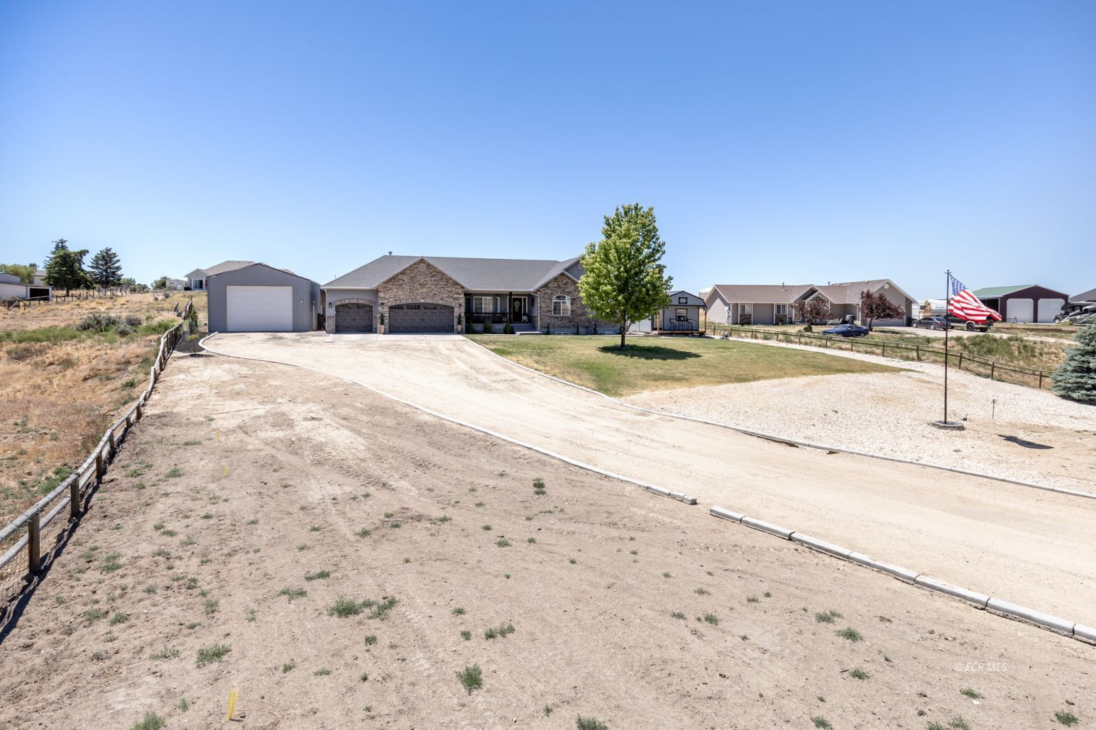 939 Bluejay Drive Spring Creek, NV 89815 - Photo 3 of 50
