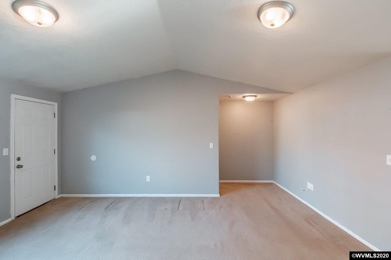 3475 College Loop Southeast Albany, OR 97322 - Photo 10 of 42 Gallery Image 10