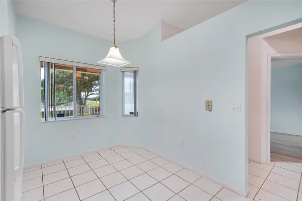 $3,100 | 5876 Regal Glen Drive, Unit 201, Boynton Beach, FL 33437