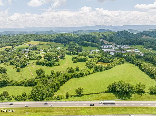 $1,200,000 | 25453 Lee Highway, Unit 1A, Abingdon, VA 24211