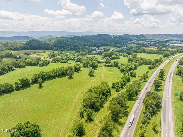 $1,200,000 | 25453 Lee Highway, Unit 1A, Abingdon, VA 24211