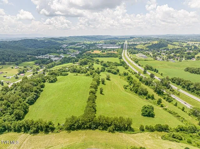 $1,200,000 | 25453 Lee Highway, Unit 1A, Abingdon, VA 24211