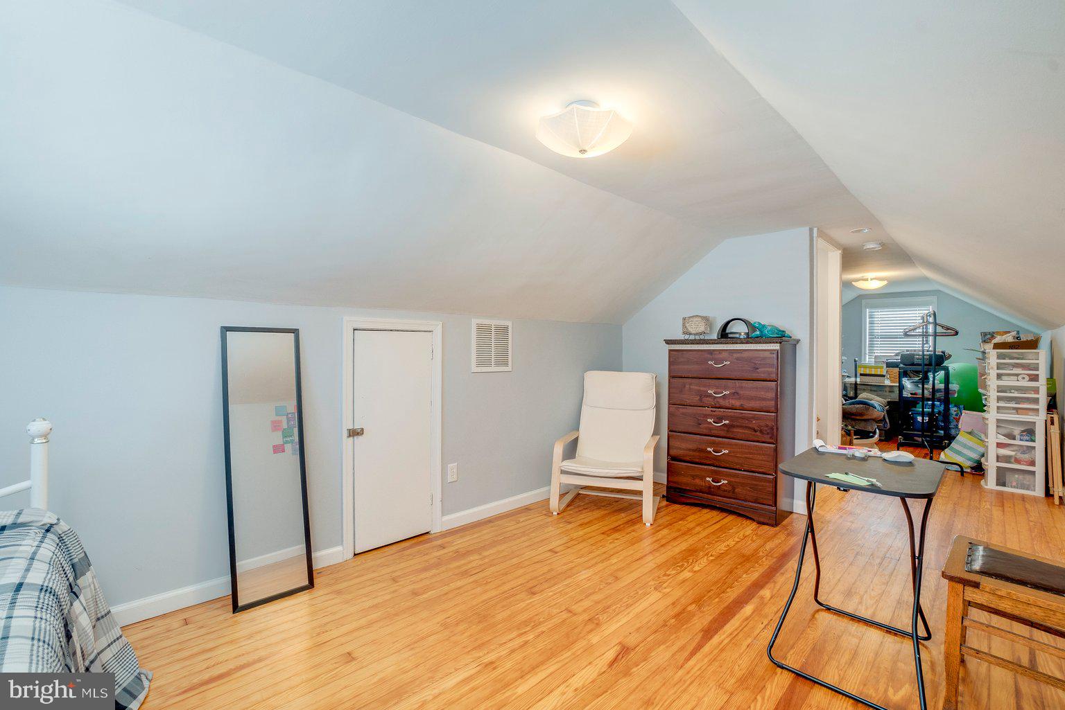 906 Olmstead Road Baltimore, MD 21208 - Photo 20 of 33