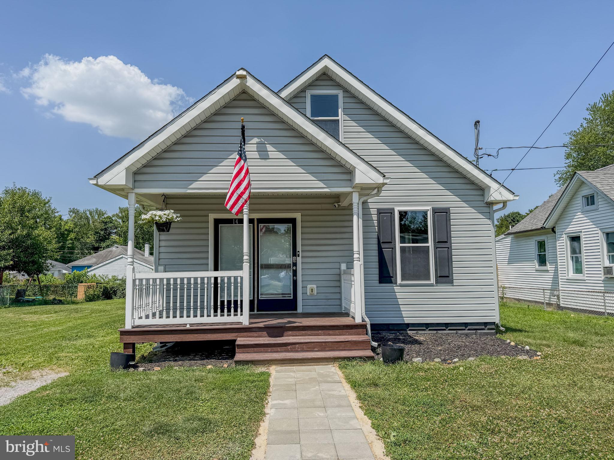 14 Broad Street Penns Grove, NJ 08069 - Photo 3 of 24