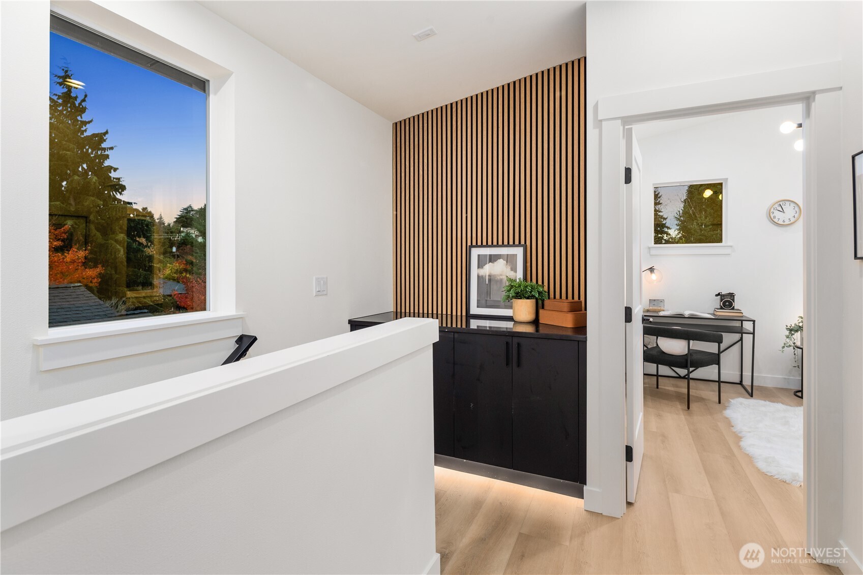 3417 48th Avenue Southwest Seattle, WA 98116 - Photo 24 of 40