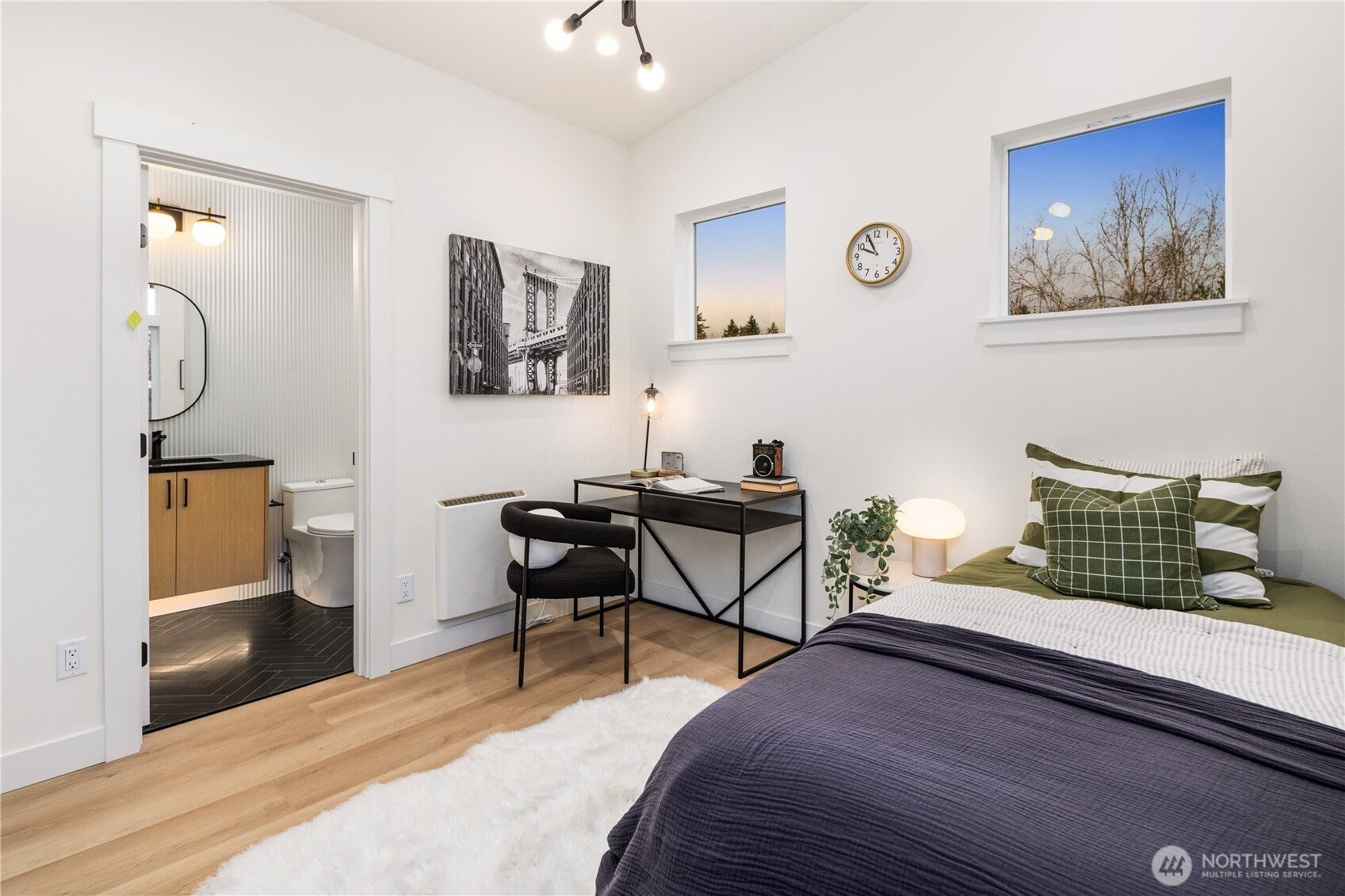 3417 48th Avenue Southwest Seattle, WA 98116 - Photo 26 of 39