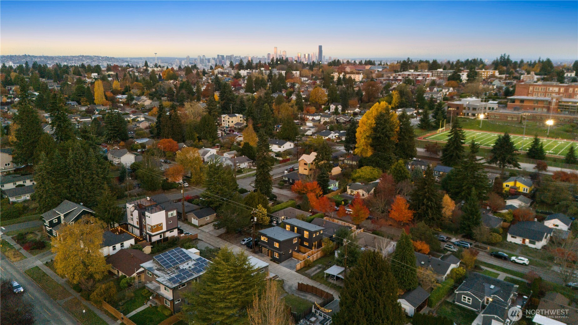 3417 48th Avenue Southwest Seattle, WA 98116 - Photo 38 of 39
