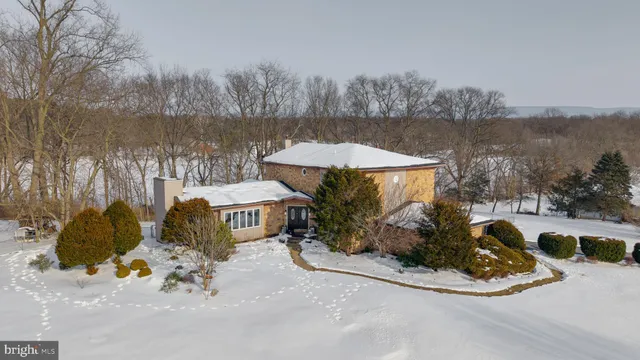 $675,000 | 10215 Mar Rock Drive, Hagerstown, MD 21740