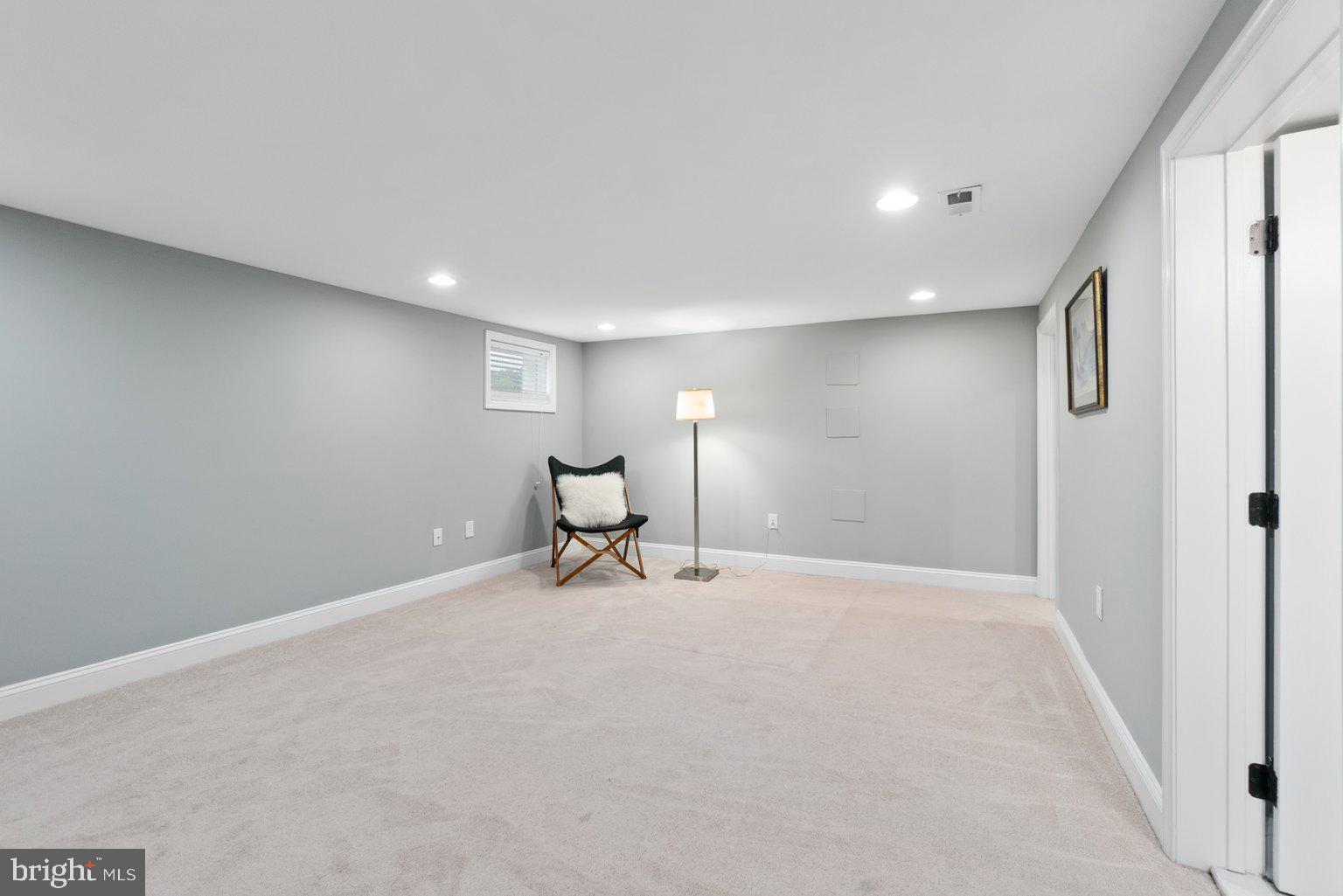 6103 Tramore Road Baltimore, MD 21214 - Photo 27 of 37