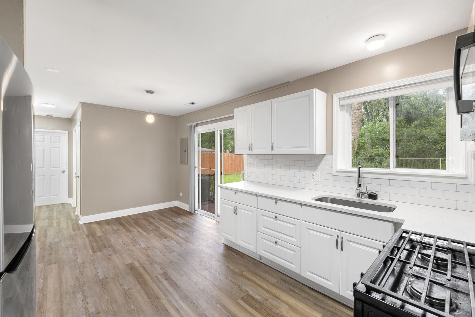 16421 St Louis Avenue Markham, IL 60428 - Photo 8 of 23