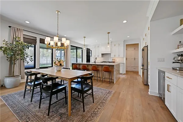 $1,250,000 | 5203 West 71st Terrace, Prairie Village, KS 66208