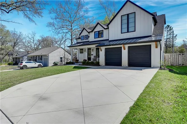 $1,250,000 | 5203 West 71st Terrace, Prairie Village, KS 66208