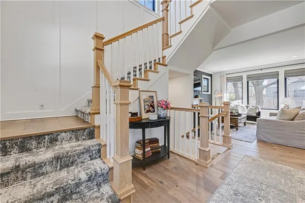 $1,250,000 | 5203 West 71st Terrace, Prairie Village, KS 66208
