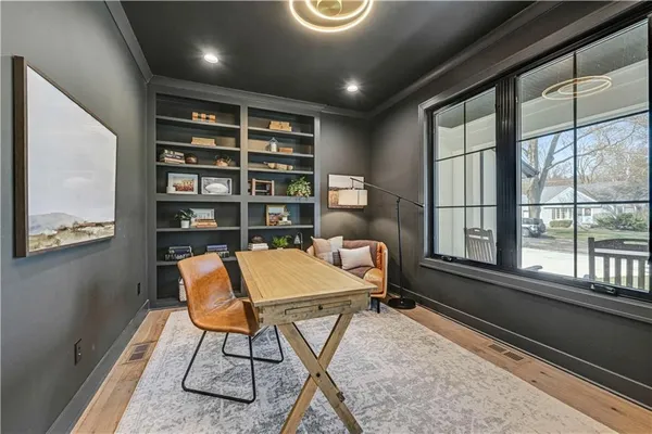 $1,250,000 | 5203 West 71st Terrace, Prairie Village, KS 66208