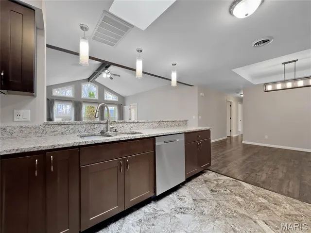 $524,900 | 5063 Rock Road, Waterloo, IL 62298