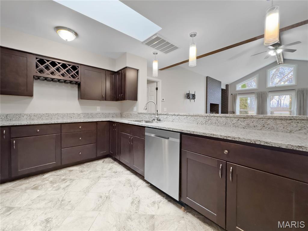 5063 Rock Road Waterloo, IL 62298 - Photo 28 of 85